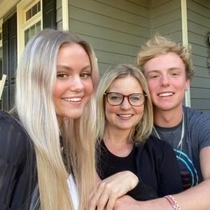 Meet your Posher, Gina bennett